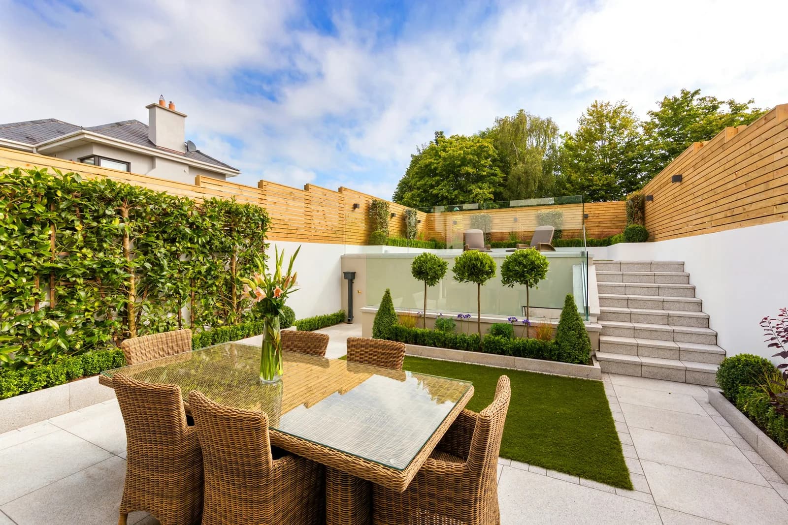 Patio contemporain en cœur d'îlot